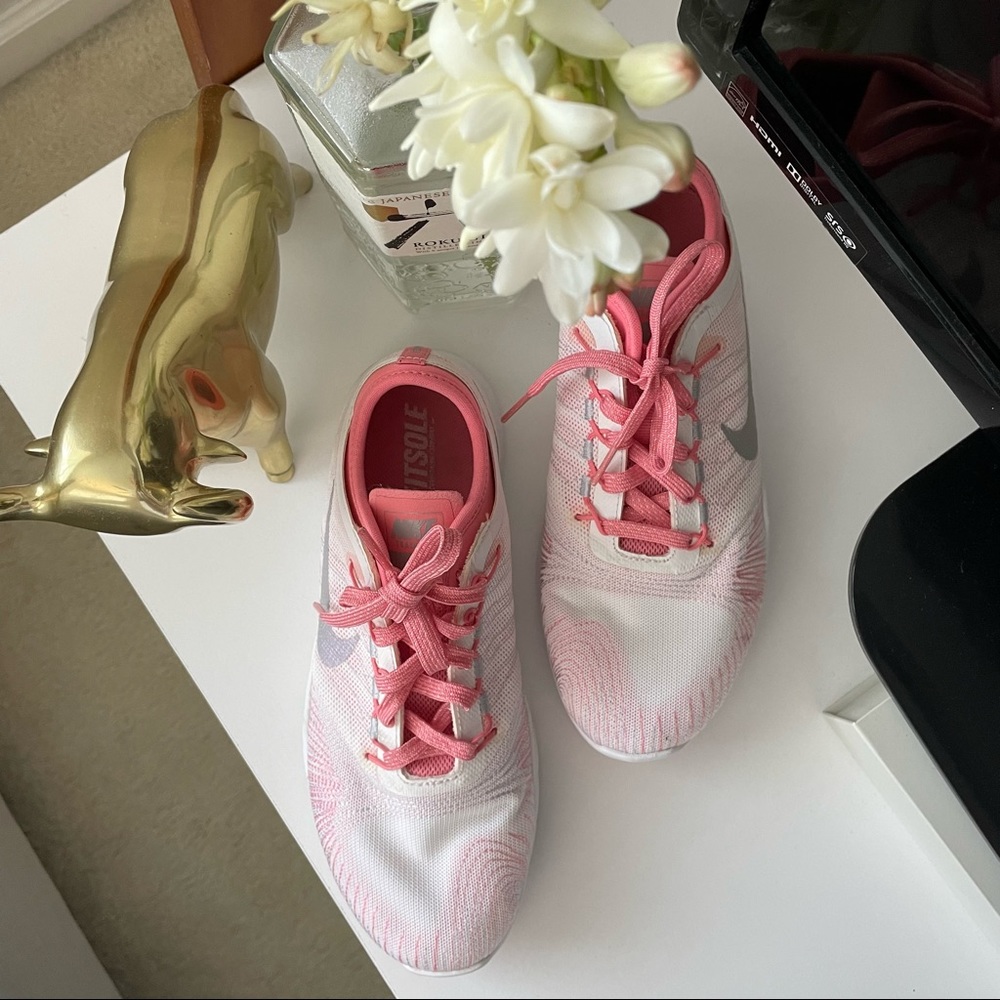 Nike Training Flex Adapt Sneakers